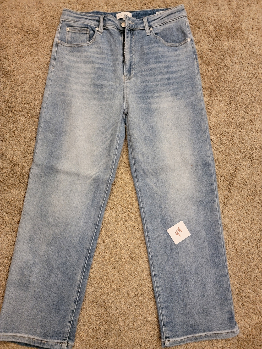 Jeans Light Wash Women’s Straight-Leg Jeans